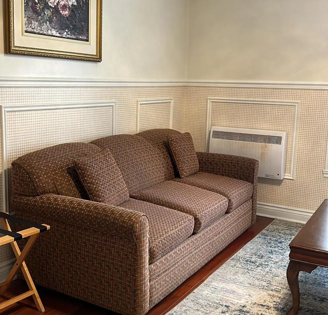 Parc Suites Hotel Montreal 3*,
