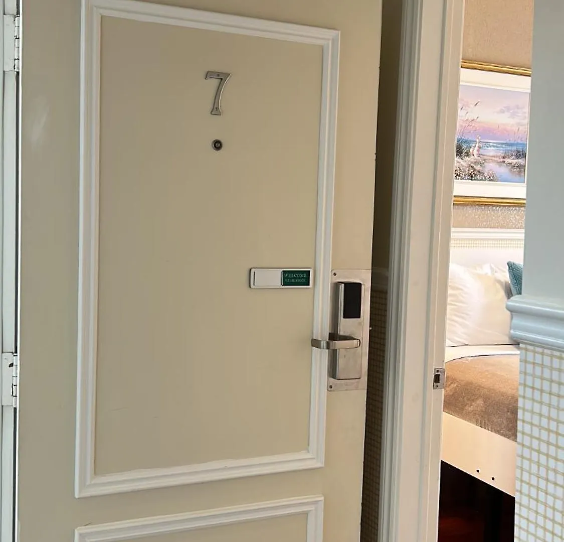 Parc Suites Hotel Montreal Canada